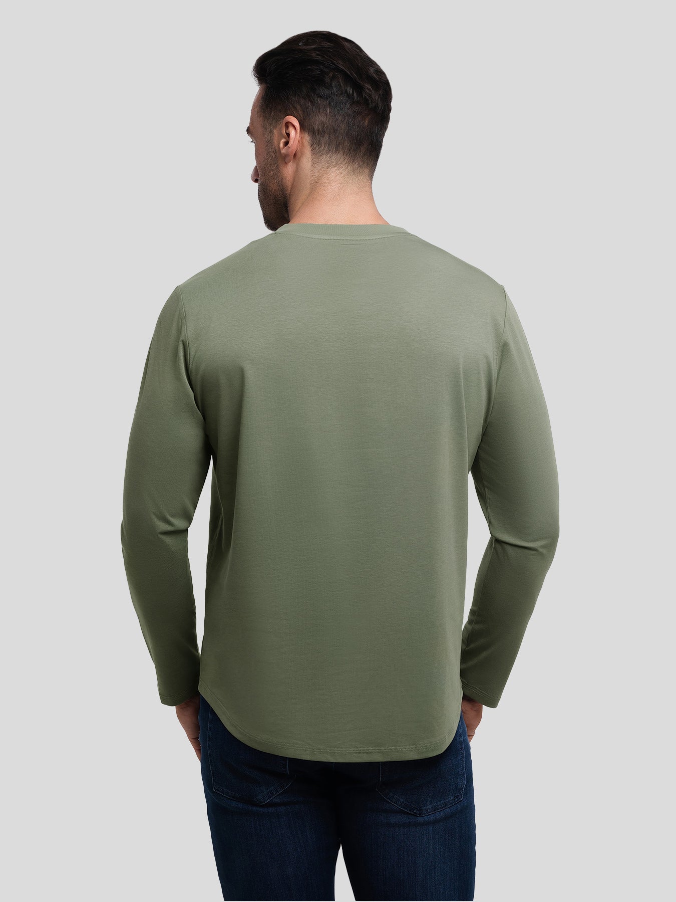 StaySmooth de manga larga Henley Drop-Cut Tee