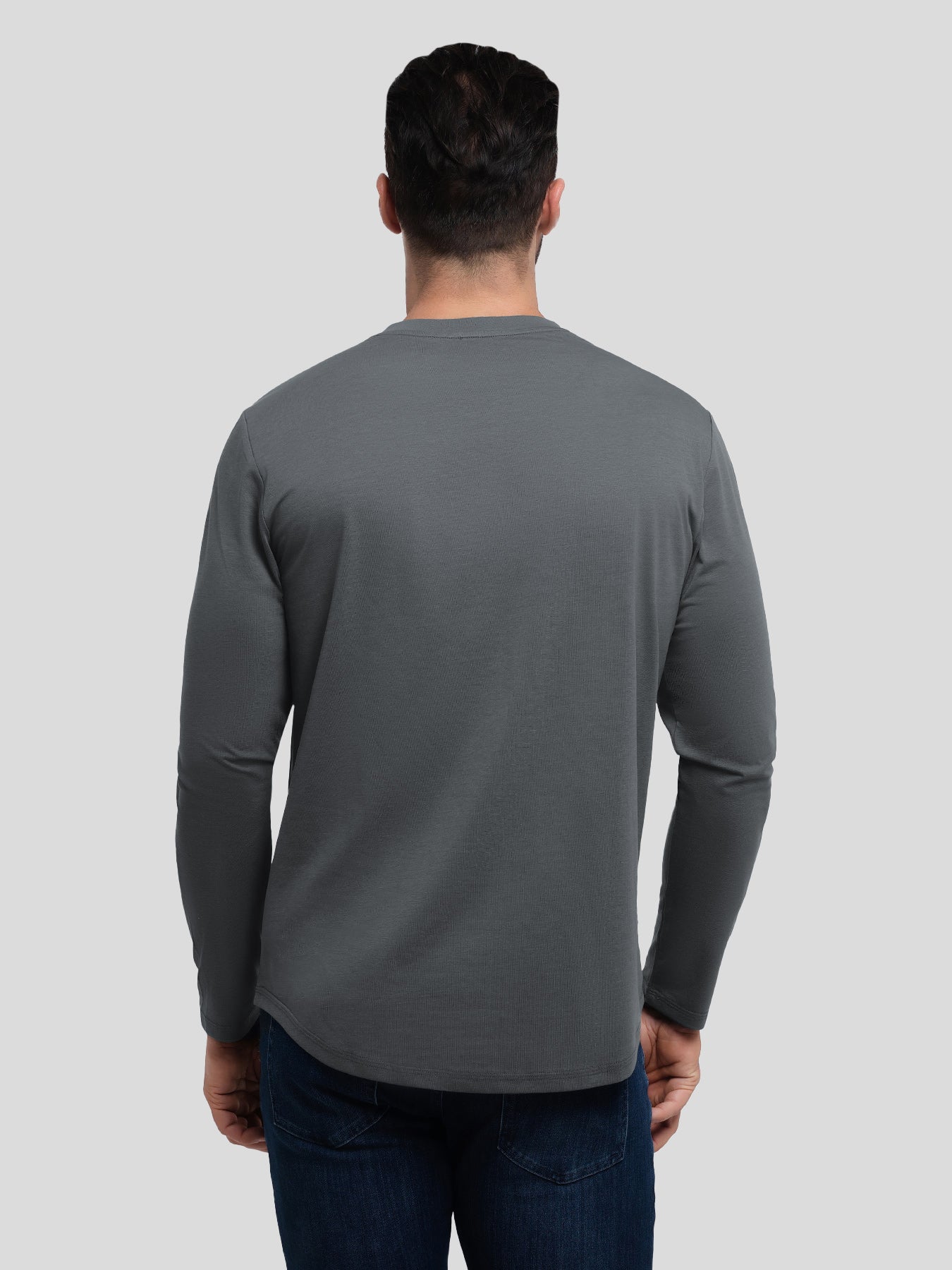 StaySmooth de manga larga Henley Drop-Cut Tee