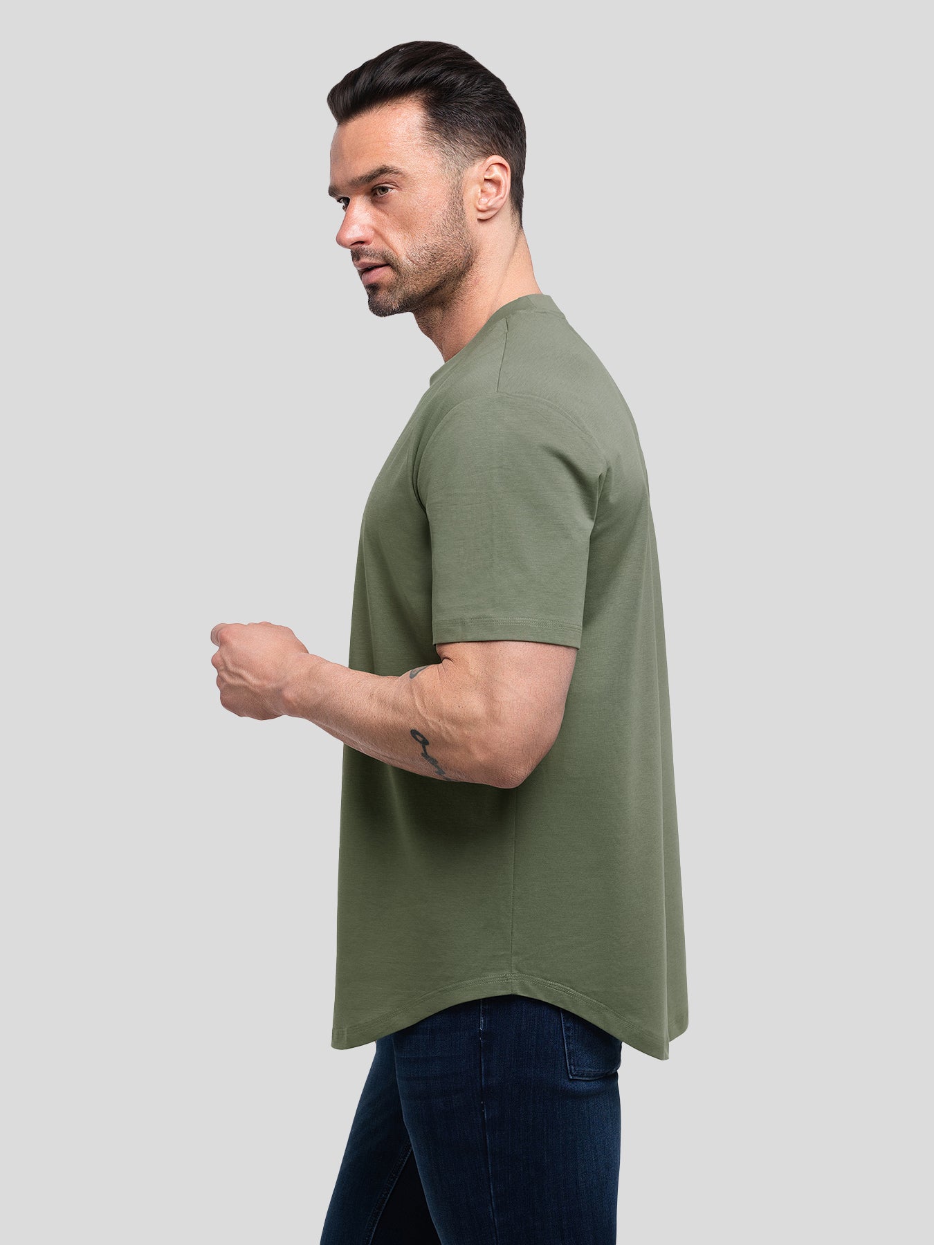 StayCool 2.0 Elongated Tee:clásico Fit