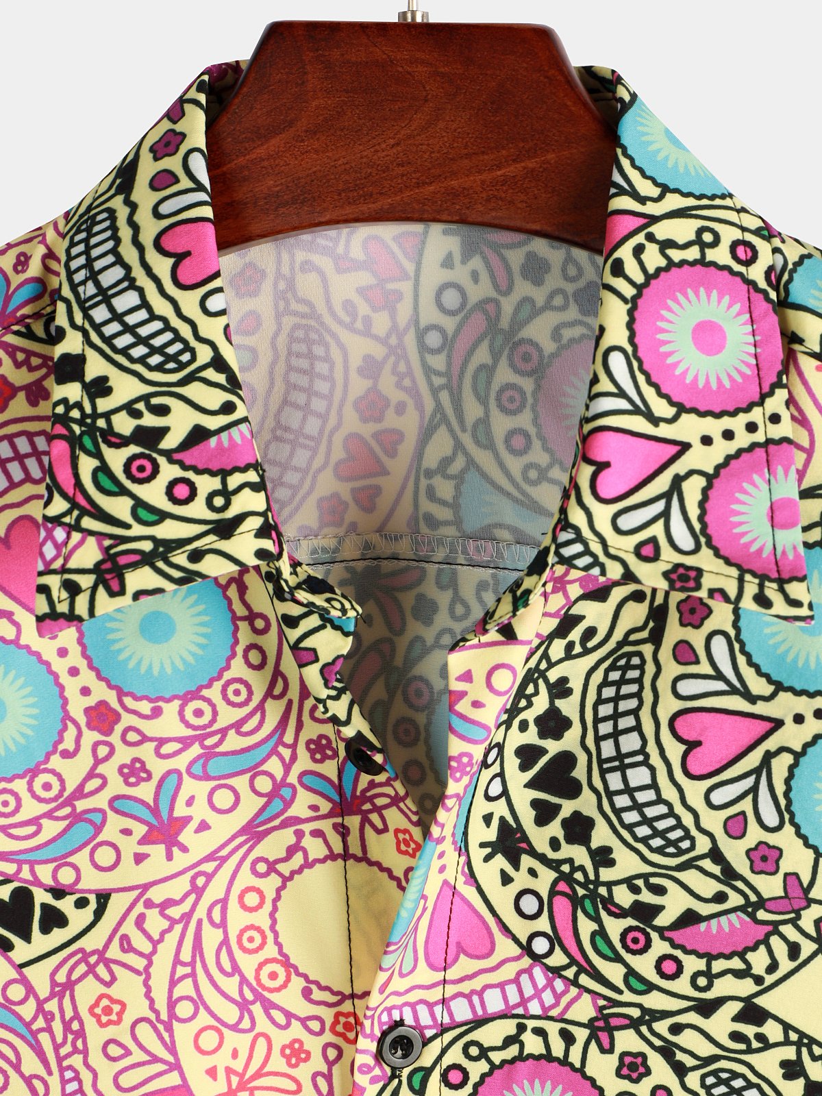 Camisa Pink Funny Skull estampado de manga corta para hombre