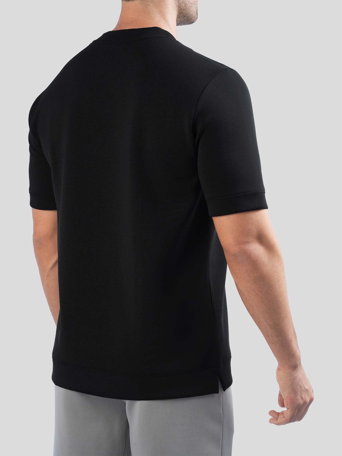 Modal Blend de manga corta Tee:de corte entallado