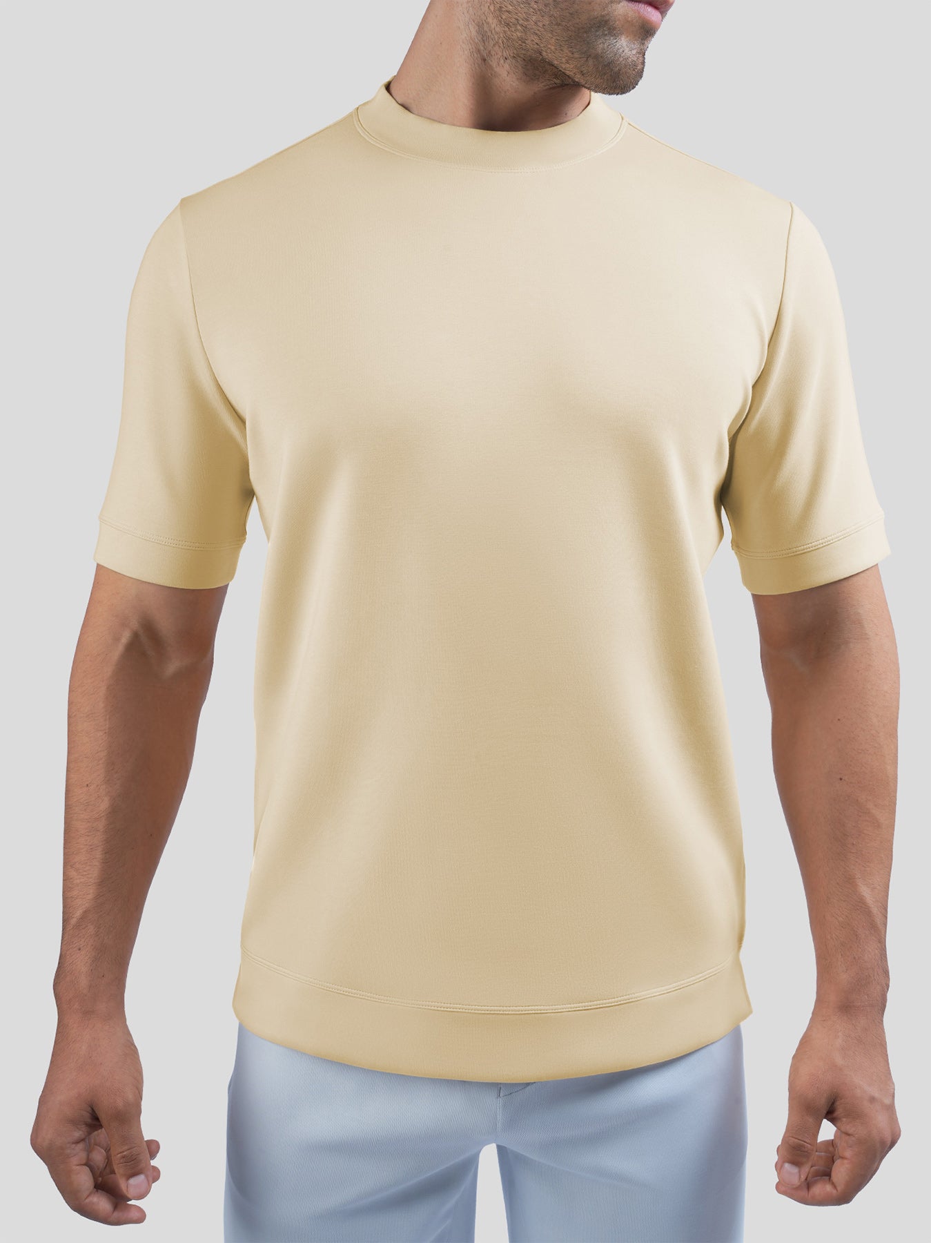 Modal Blend de manga corta Tee:de corte entallado