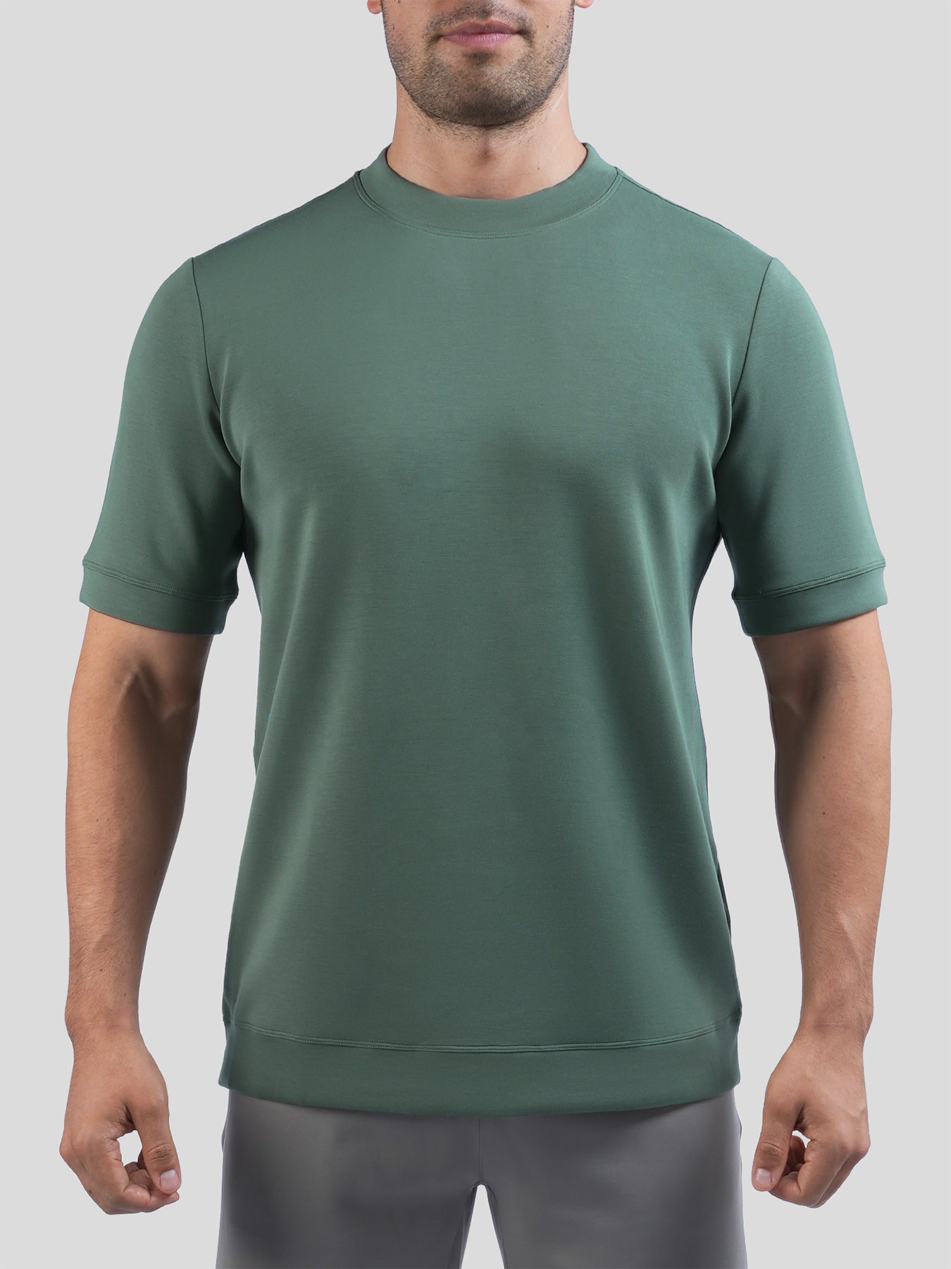 Modal Blend de manga corta Tee:de corte entallado