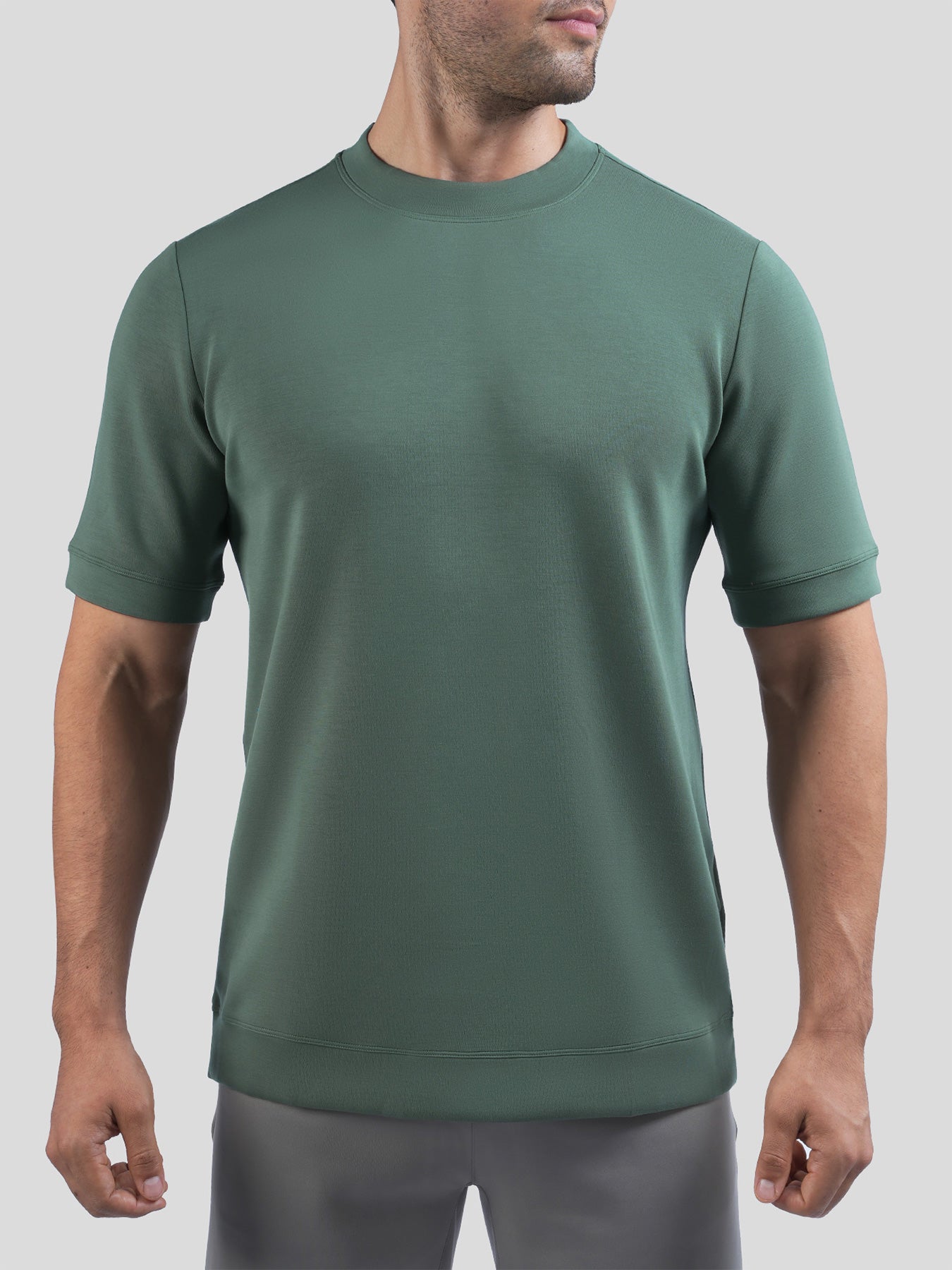 Modal Blend de manga corta Tee:de corte entallado