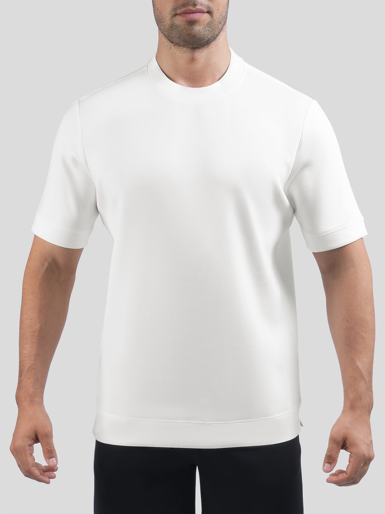 Modal Blend de manga corta Tee:de corte entallado
