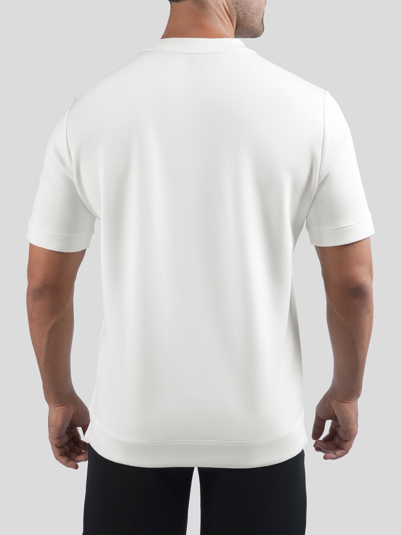 Modal Blend de manga corta Tee:de corte entallado