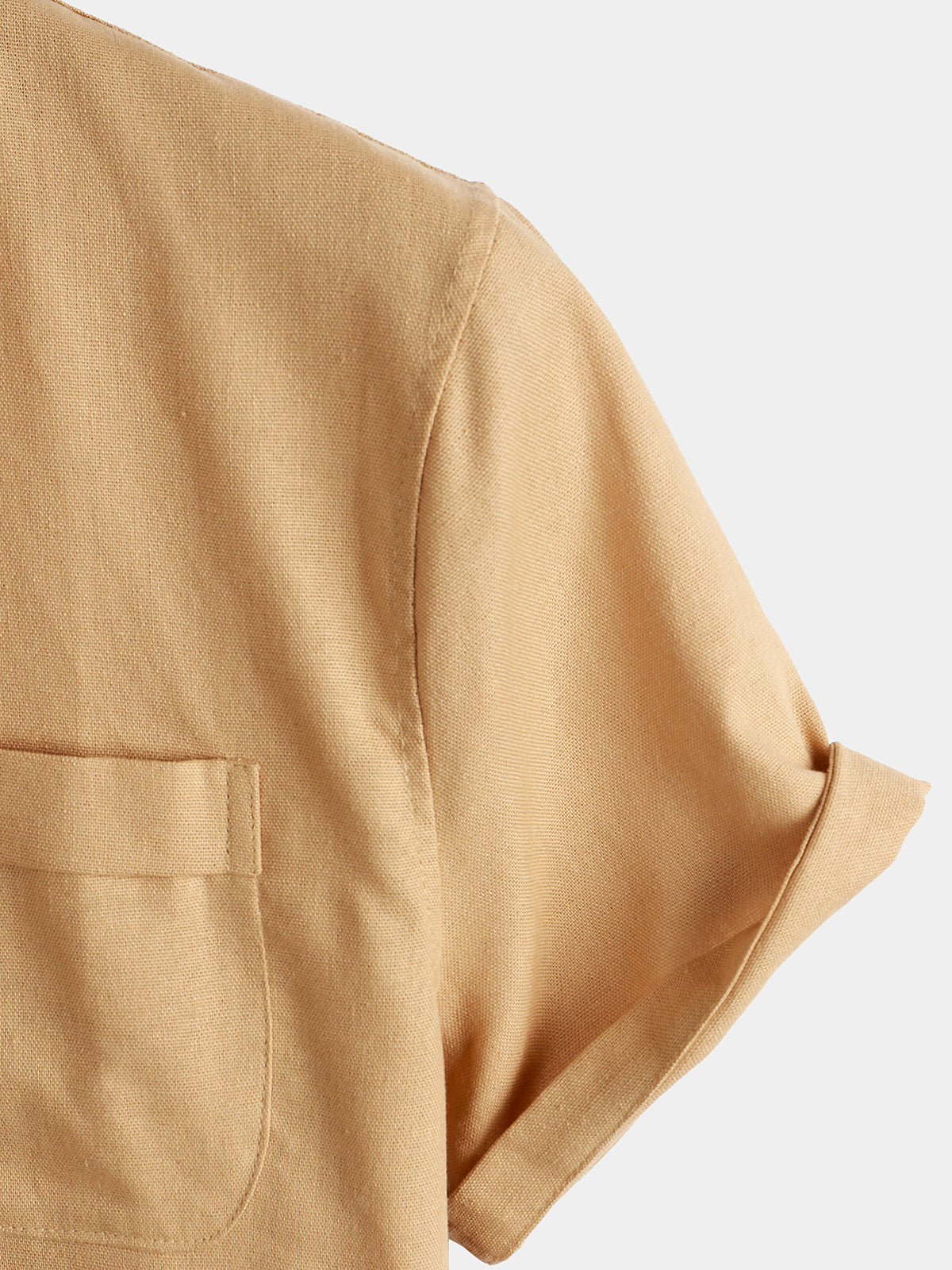 De color sólido Stand Collar Half Button Pocket Froncamiseta para hombre