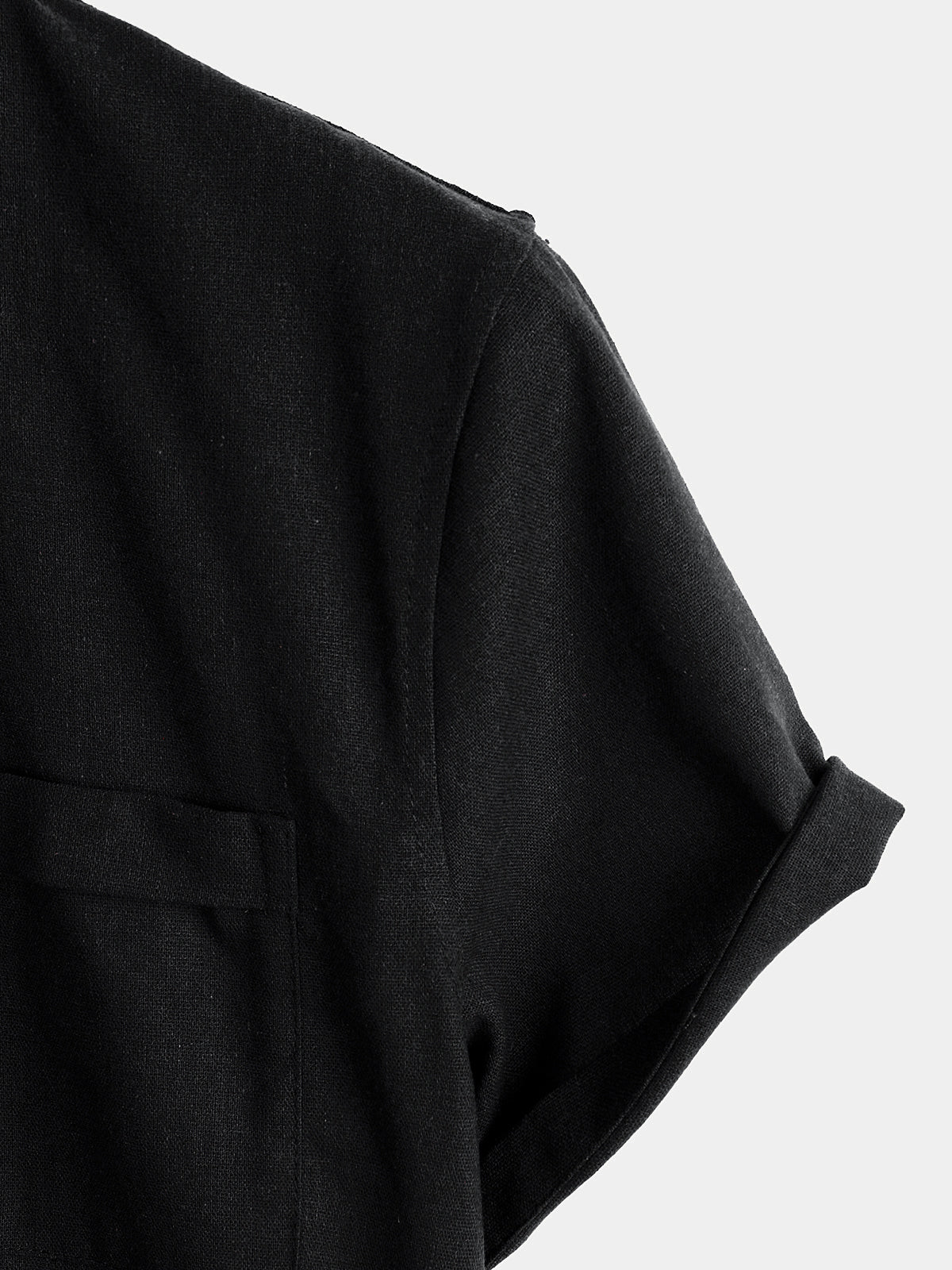 De color sólido Stand Collar Half Button Pocket Froncamiseta para hombre