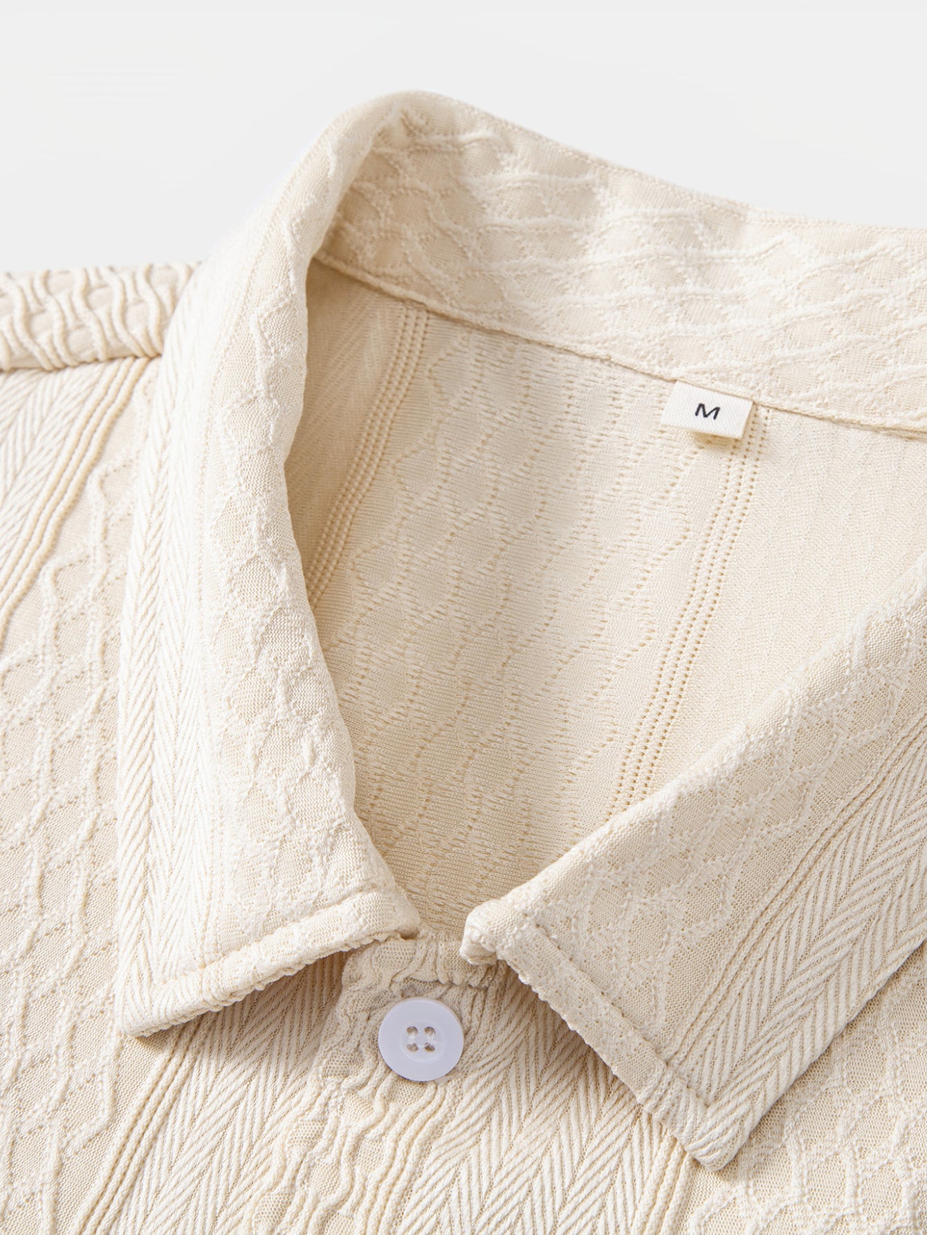 Camisa Geometric Jacquard Button Up