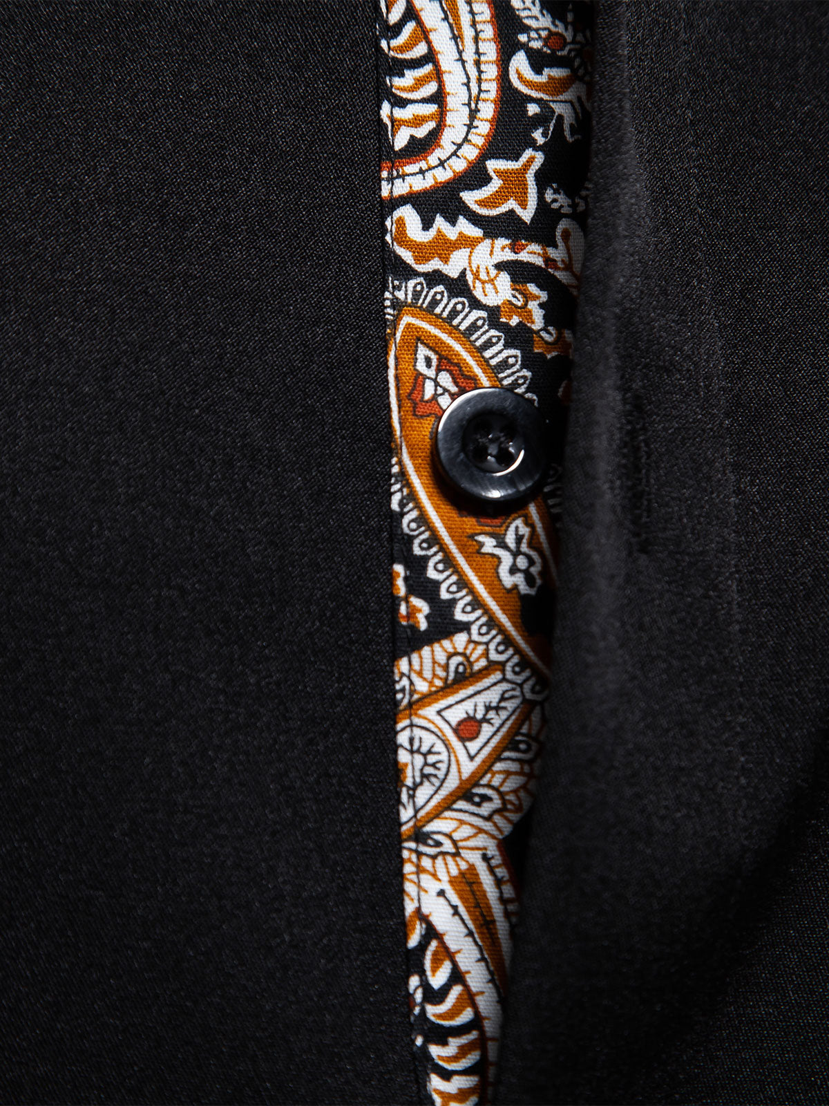 Camisa Colorblock Paisley estampado Button Up de manga larga para hombre