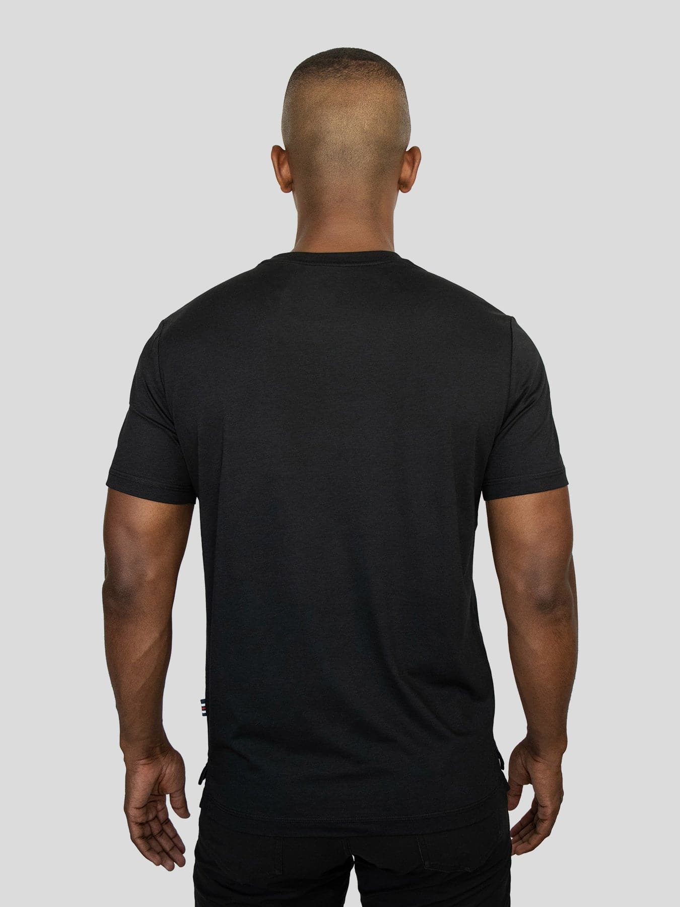 StayCool 2.0 de corte entallado Split-Hem Tee