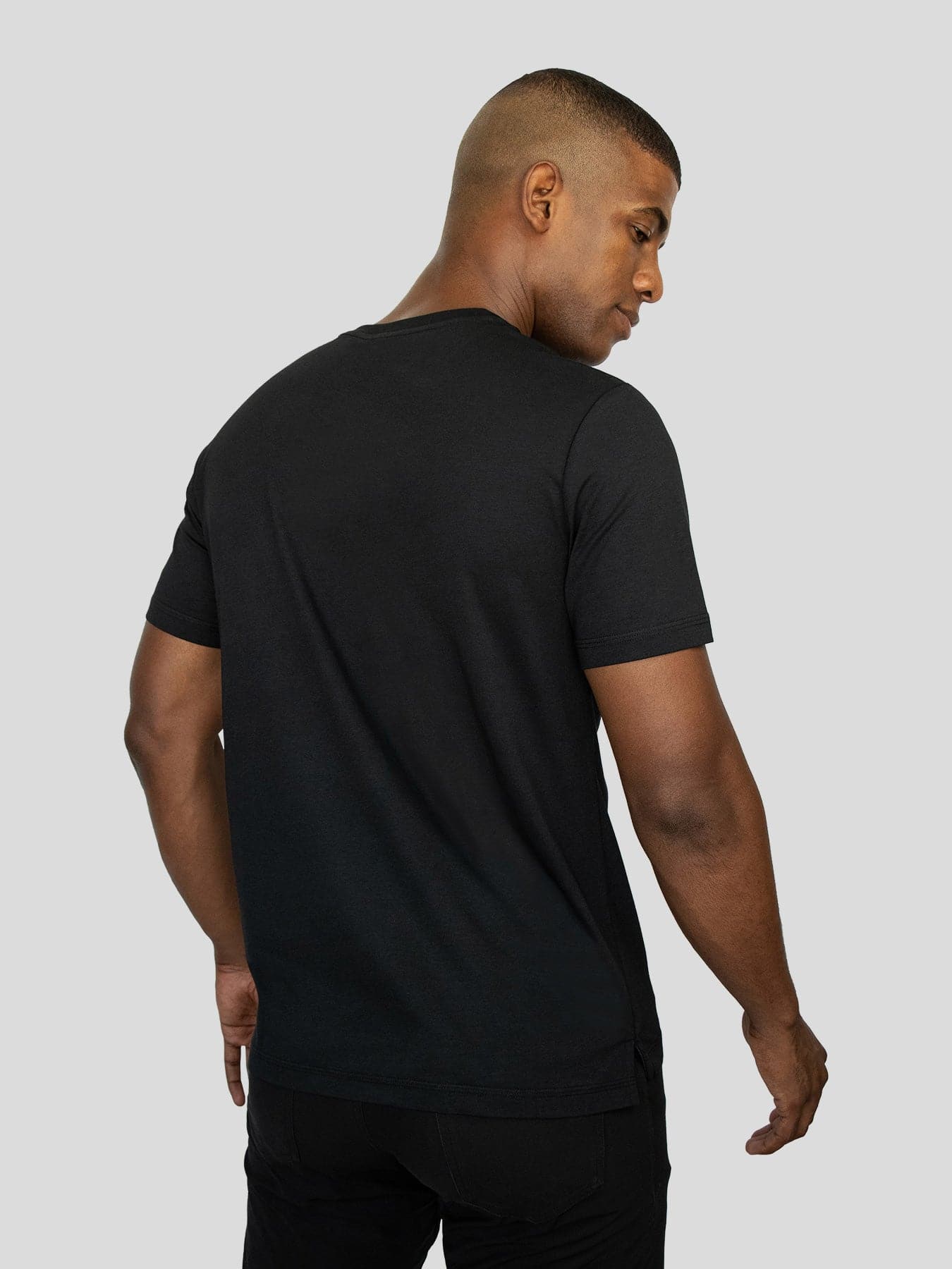 StayCool 2.0 de corte entallado Split-Hem Tee