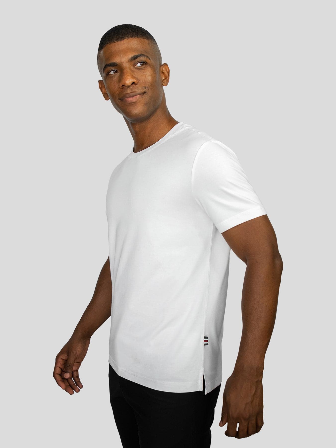 StayCool 2.0 de corte entallado Split-Hem Tee