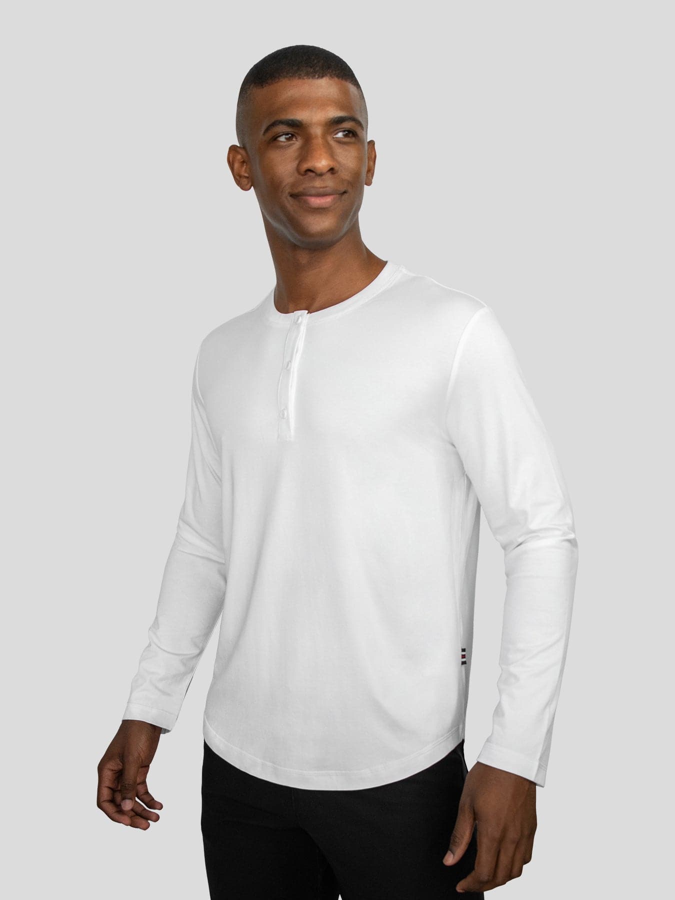 StaySmooth de manga larga Henley Drop-Cut Tee