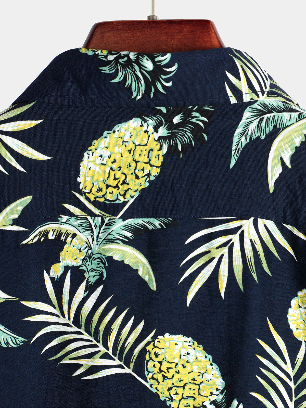 Holiday Pineapple de manga corta Pockecamiseta para hombre