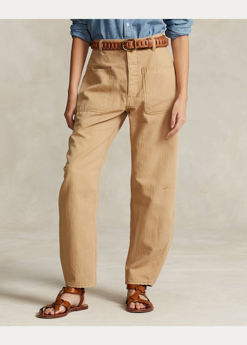 Pantalones Twill Curved Tapered Pant Mujer Kaki | PNAC08152 - vista 2