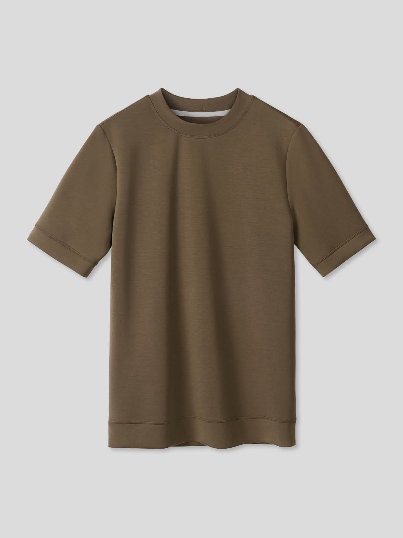 Modal Blend de manga corta Tee:de corte entallado