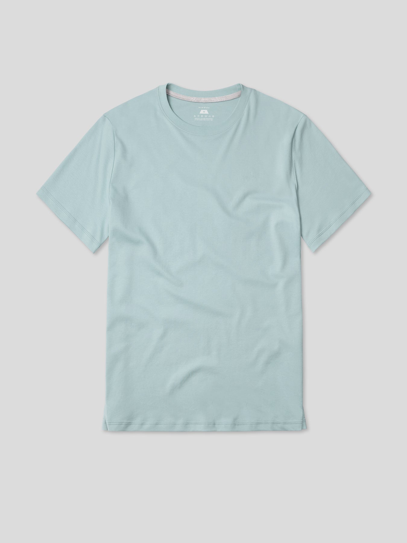 CloudWear 2.0 Split-Hem de manga corta Tee: de corte entallado