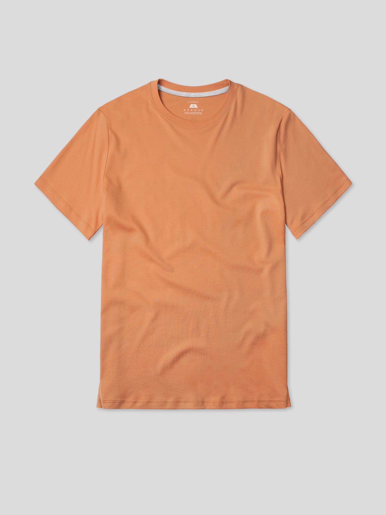 CloudWear 2.0 Split-Hem de manga corta Tee: de corte entallado