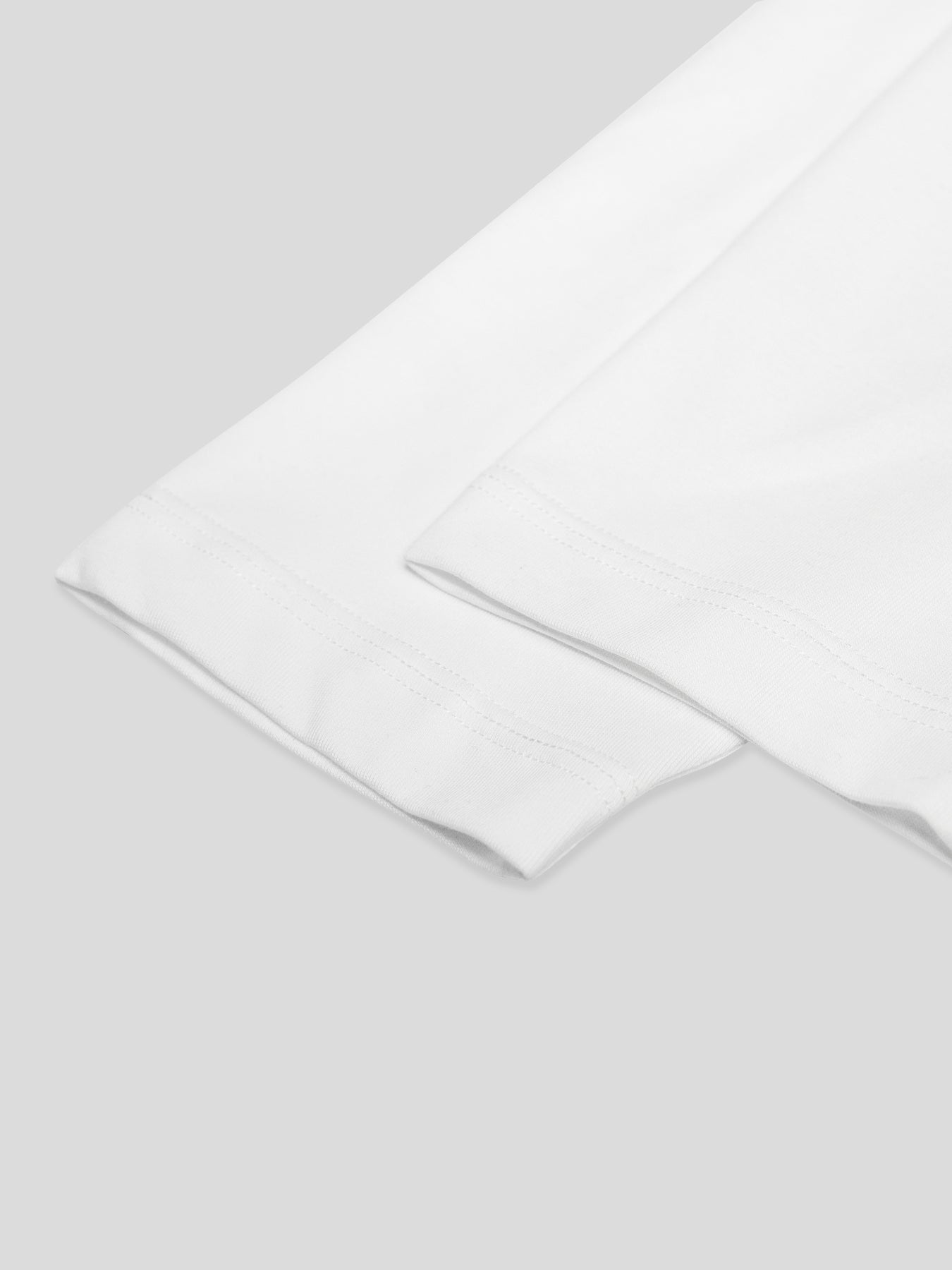 CloudWear 2.0 Split-Hem de manga larga Tee: de corte entallado
