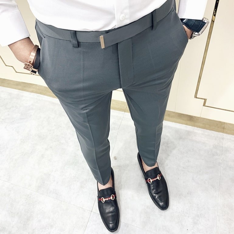 Pantalón Antonios Gray casual Outfit