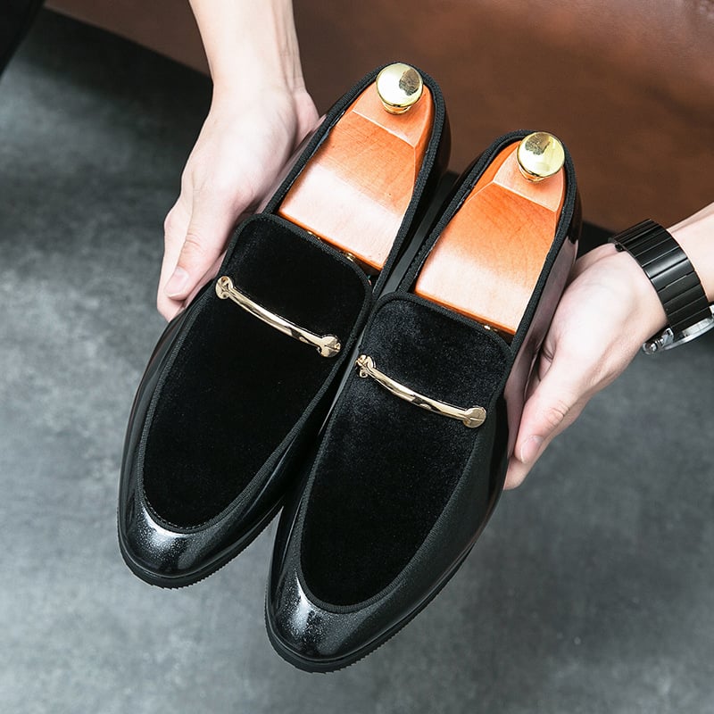 Zapatos de moda British Style de color sólido Patent cuero gamuza ejecutivo casual cuero