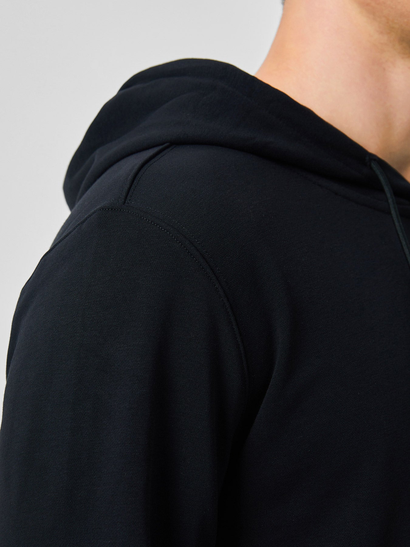 Sudadera ACE™ con gorrasucha