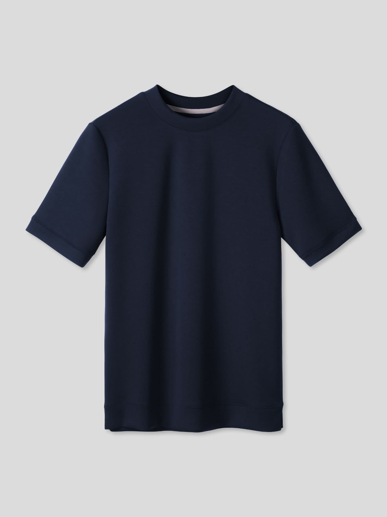 Modal Blend de manga corta Tee:de corte entallado