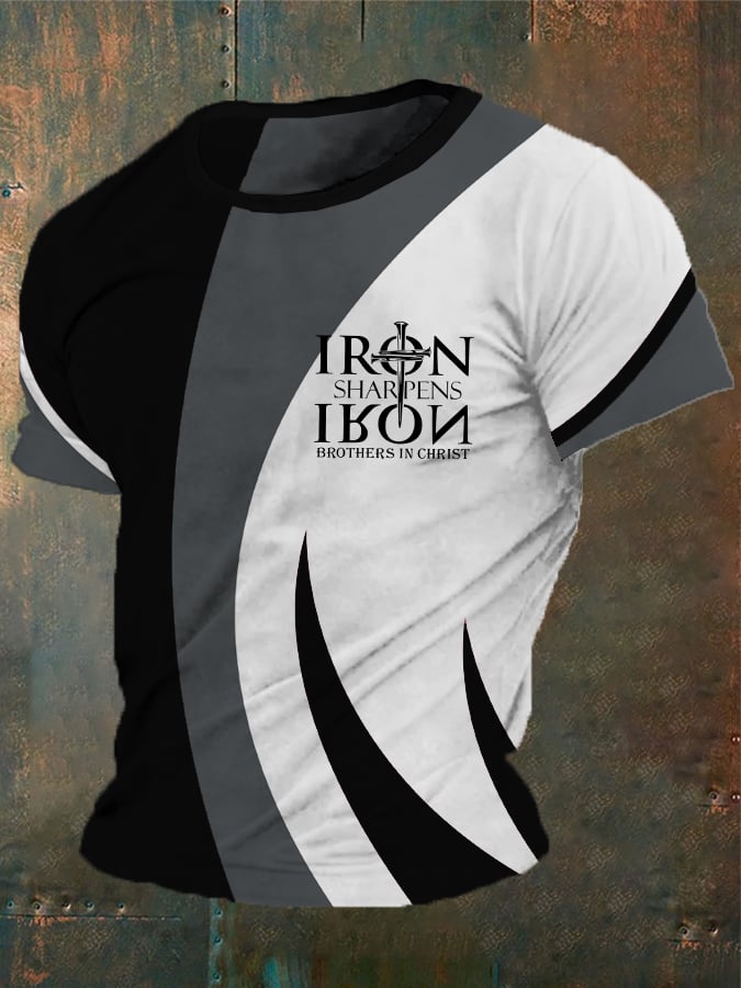 Camiseta vintage with a cross estampado "Faith, iron sharpens iron, brothers in Christ" para hombre