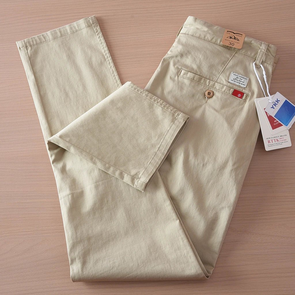 Ejecutivo straight fit chino with 97% de algodón