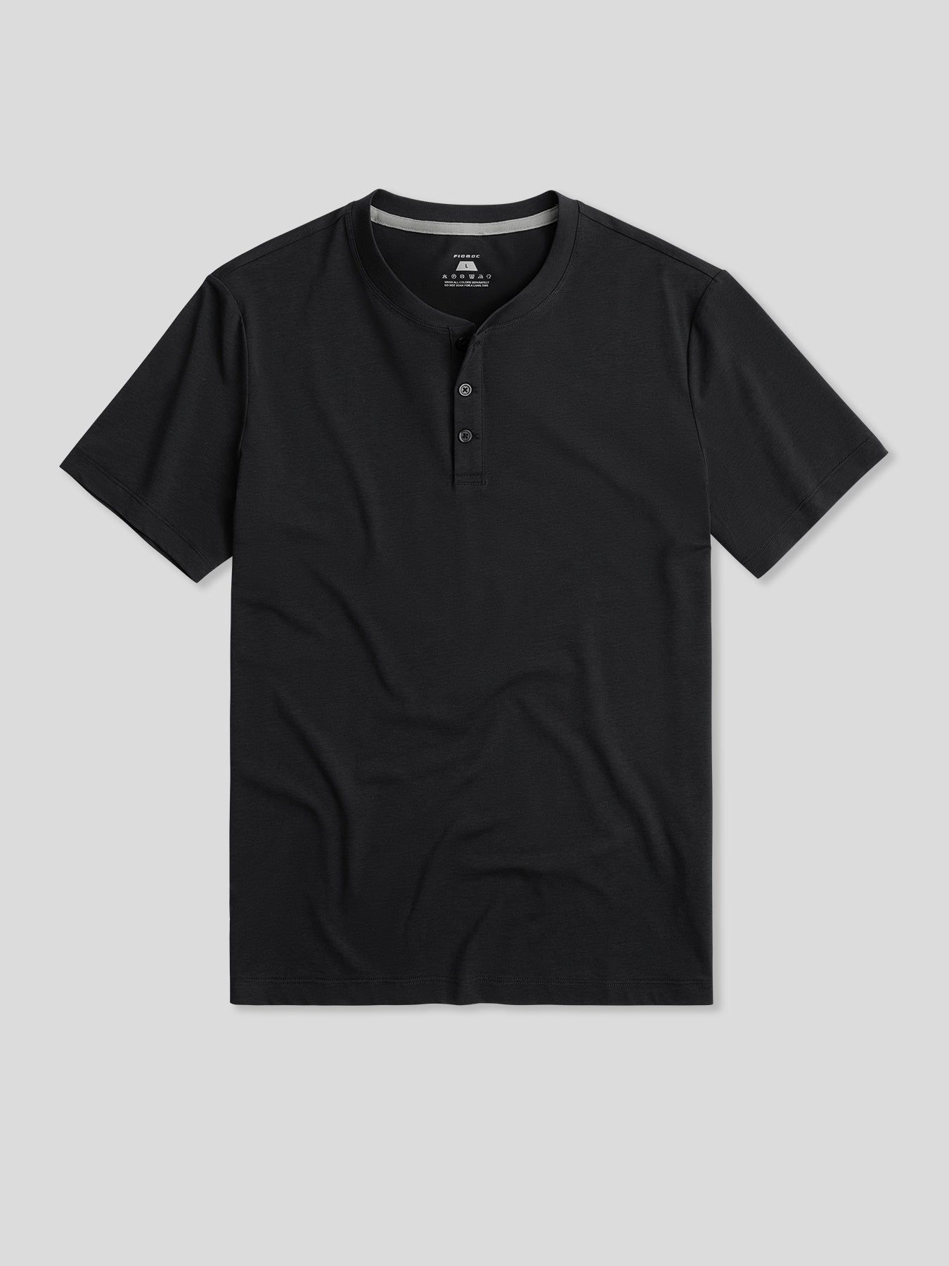 Camisa StayCool 2.0 de corte entallado Henley