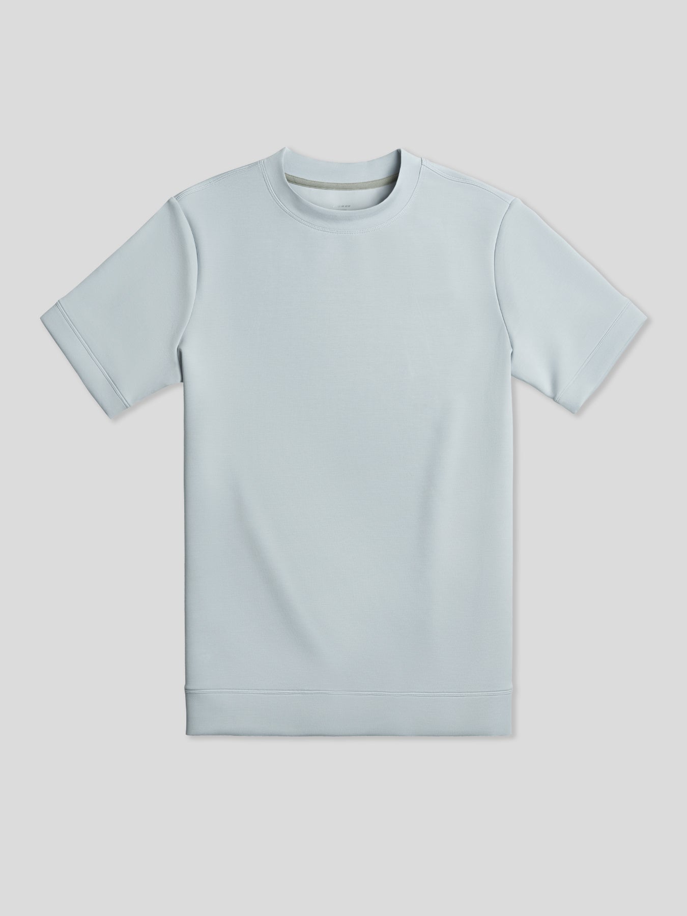 Modal Blend de manga corta Tee:de corte entallado
