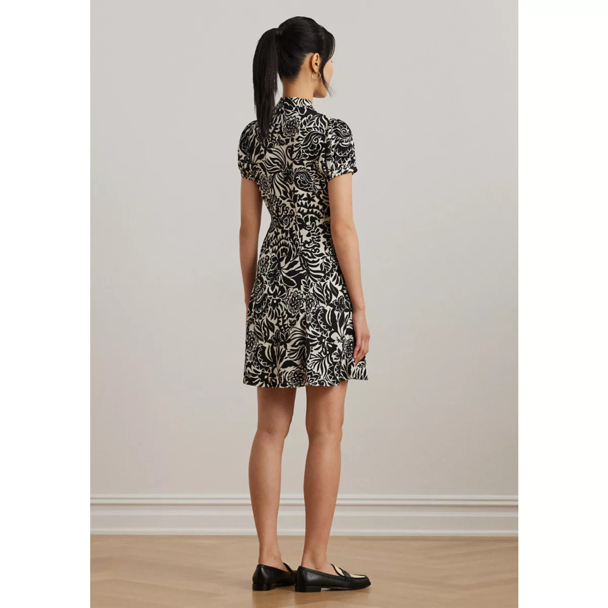 Women's Floral Crepe Short-Sleeve Dress - 2