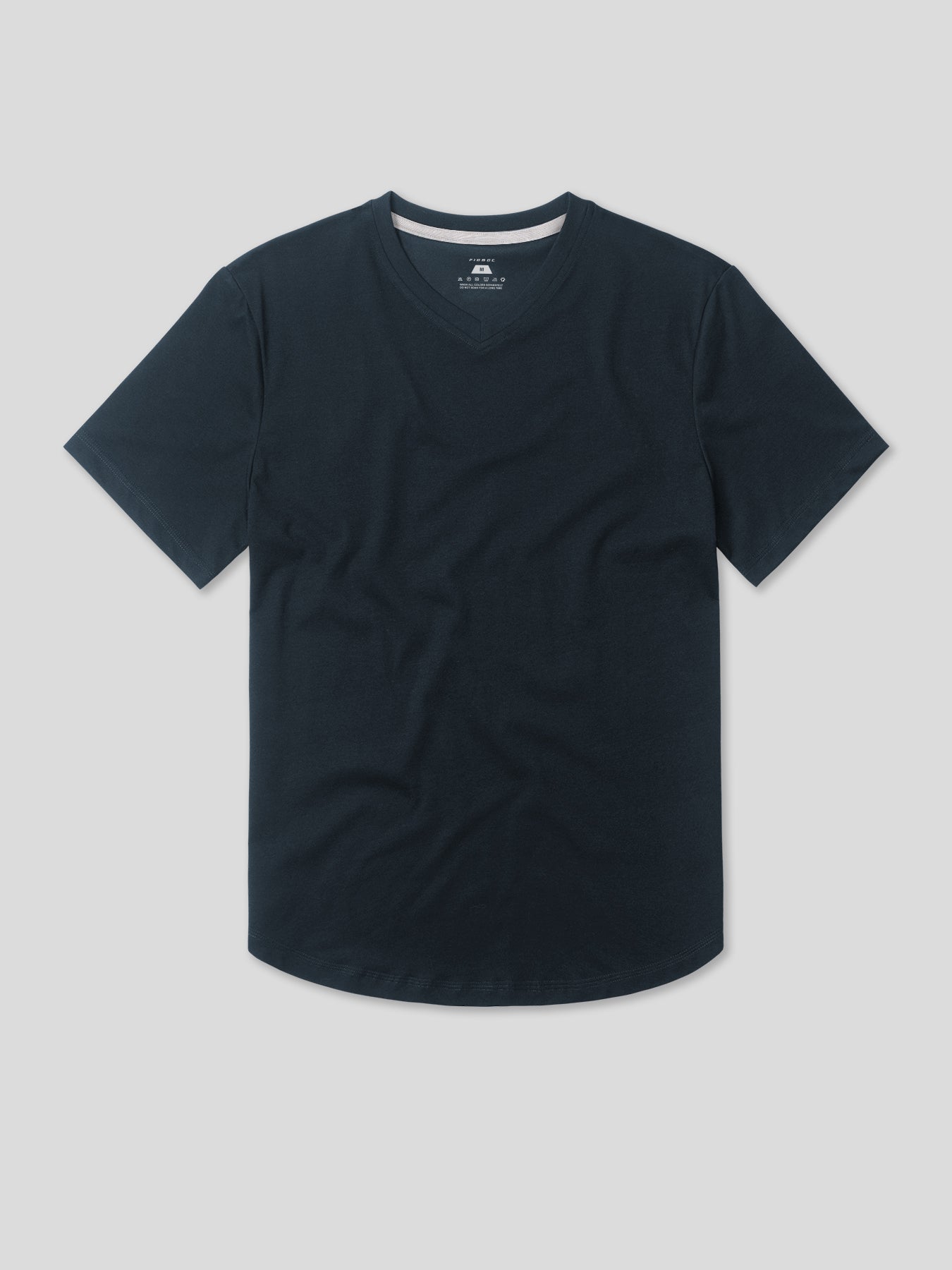 StayCool 2.0 V-neck Curve-Hem Tee: clásico Fit