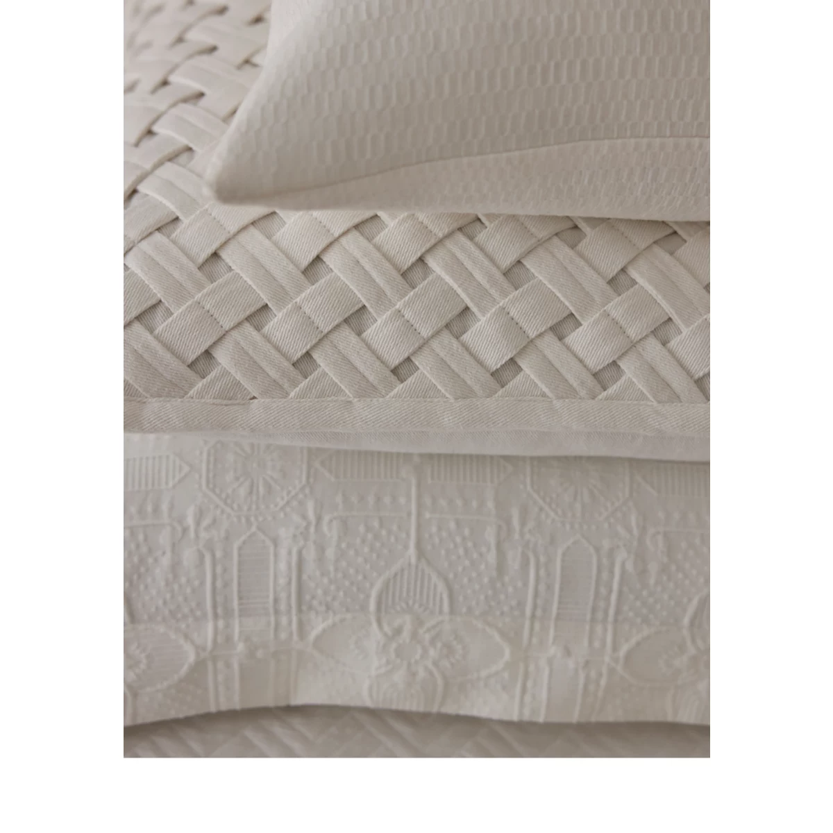 Sascha Comforter Set - 11