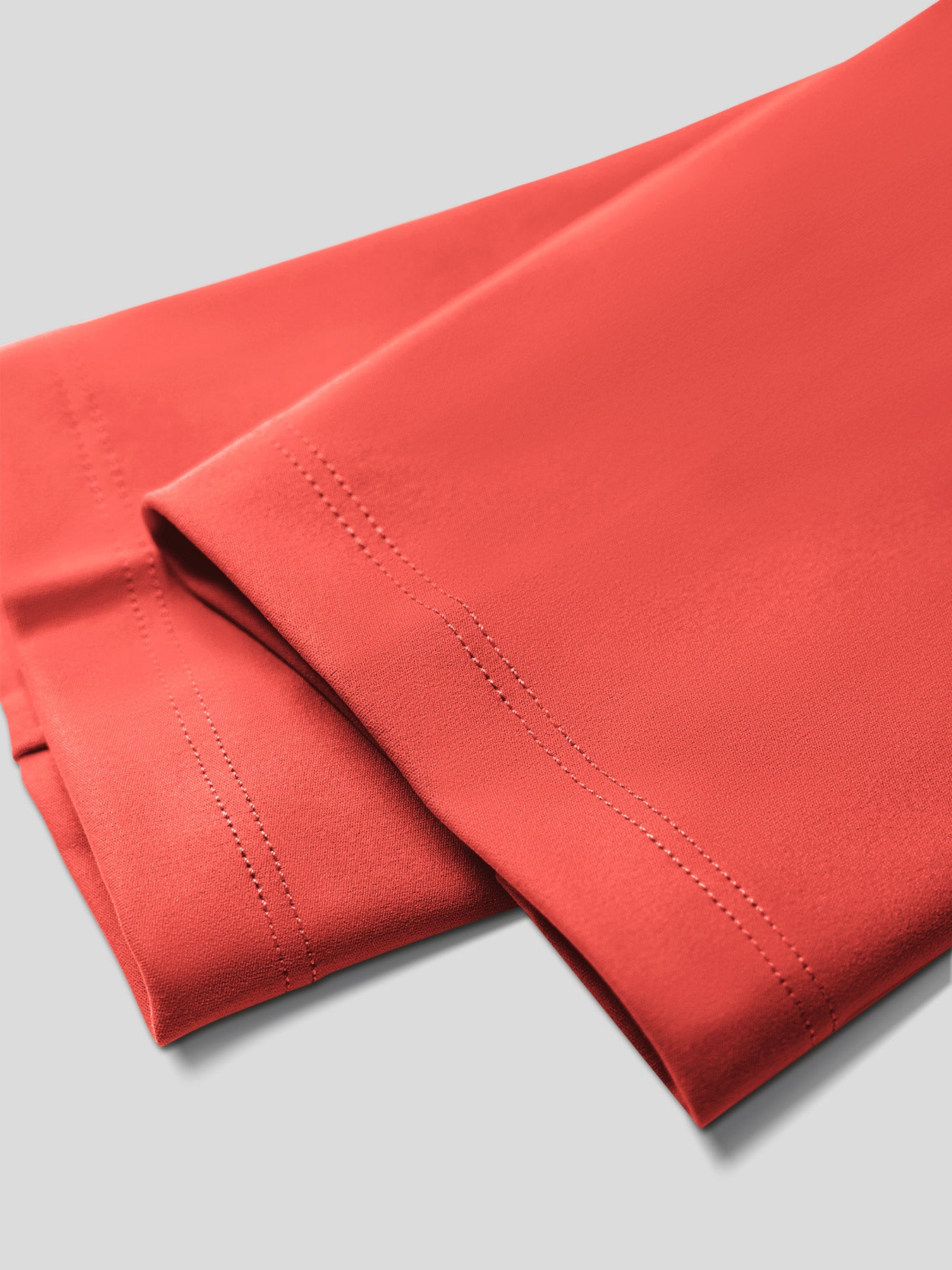 SmoothBlend de corte entallado Half Zip Mock Neck Tee: Zip Contrast Color