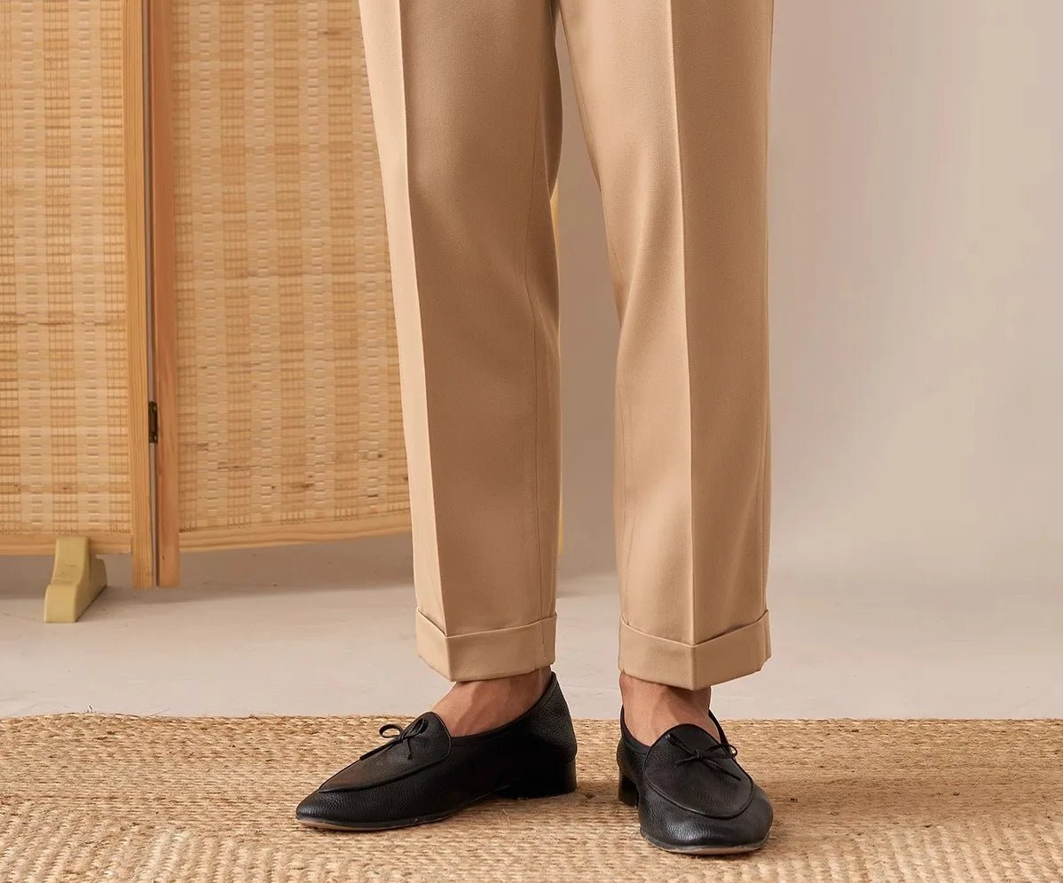 Pantalón casual con botones straight fit elegant