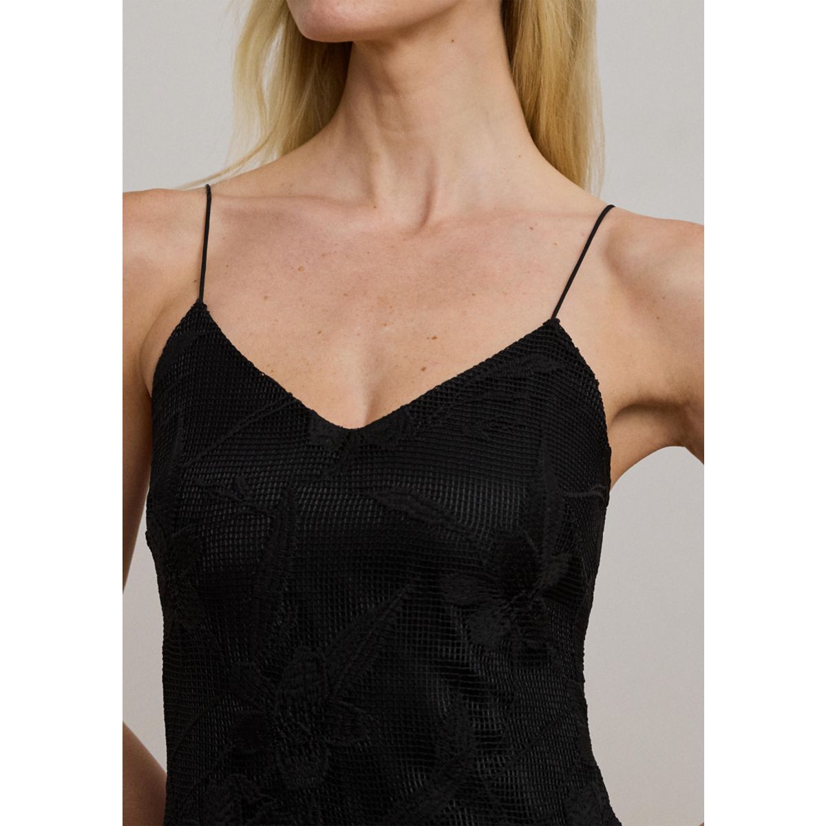 Embroidered Sleeveless Cocktail Dress - 3