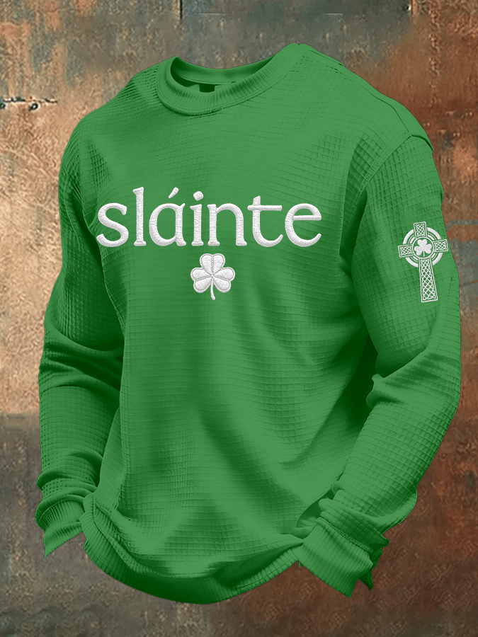 Camiseta St. Patrick's Day estampado Waffle Gown de manga larga para hombre