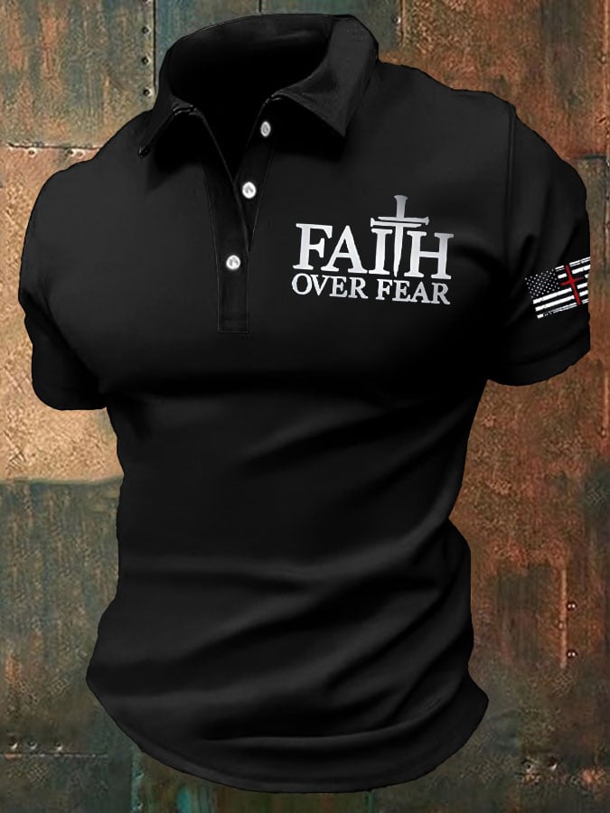 Camisa polo Independence Day flag cross estampado faith overcomes fear casual para hombre