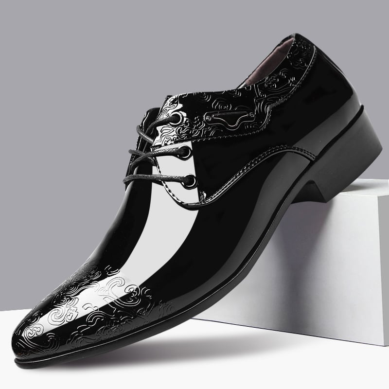 Zapatos ejecutivo formal casual Pointed Toe Carved Slip-on Patant Faux cuero para hombre