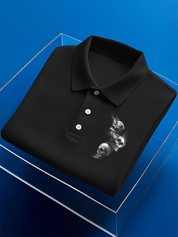 Camisa polo ejecutivo de color sólido Skull estampado de manga corta para hombre