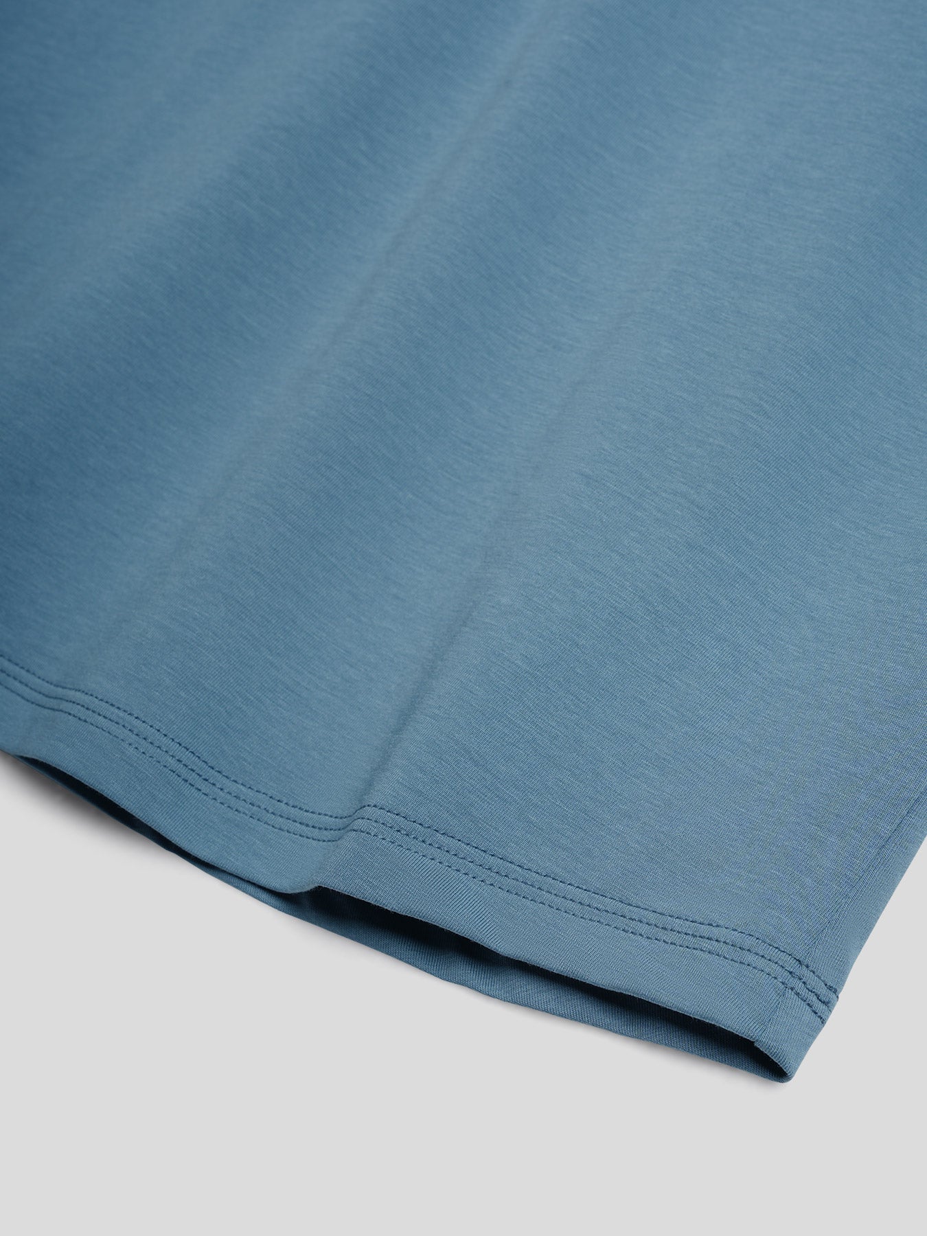 StayCool 2.0 de corte entallado Curve-Hem Polo: 2024 New Style