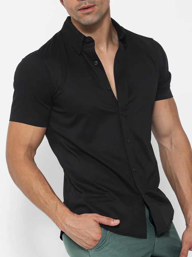 Camisa de color sólido Everyday solapa cuello de manga corta para hombre