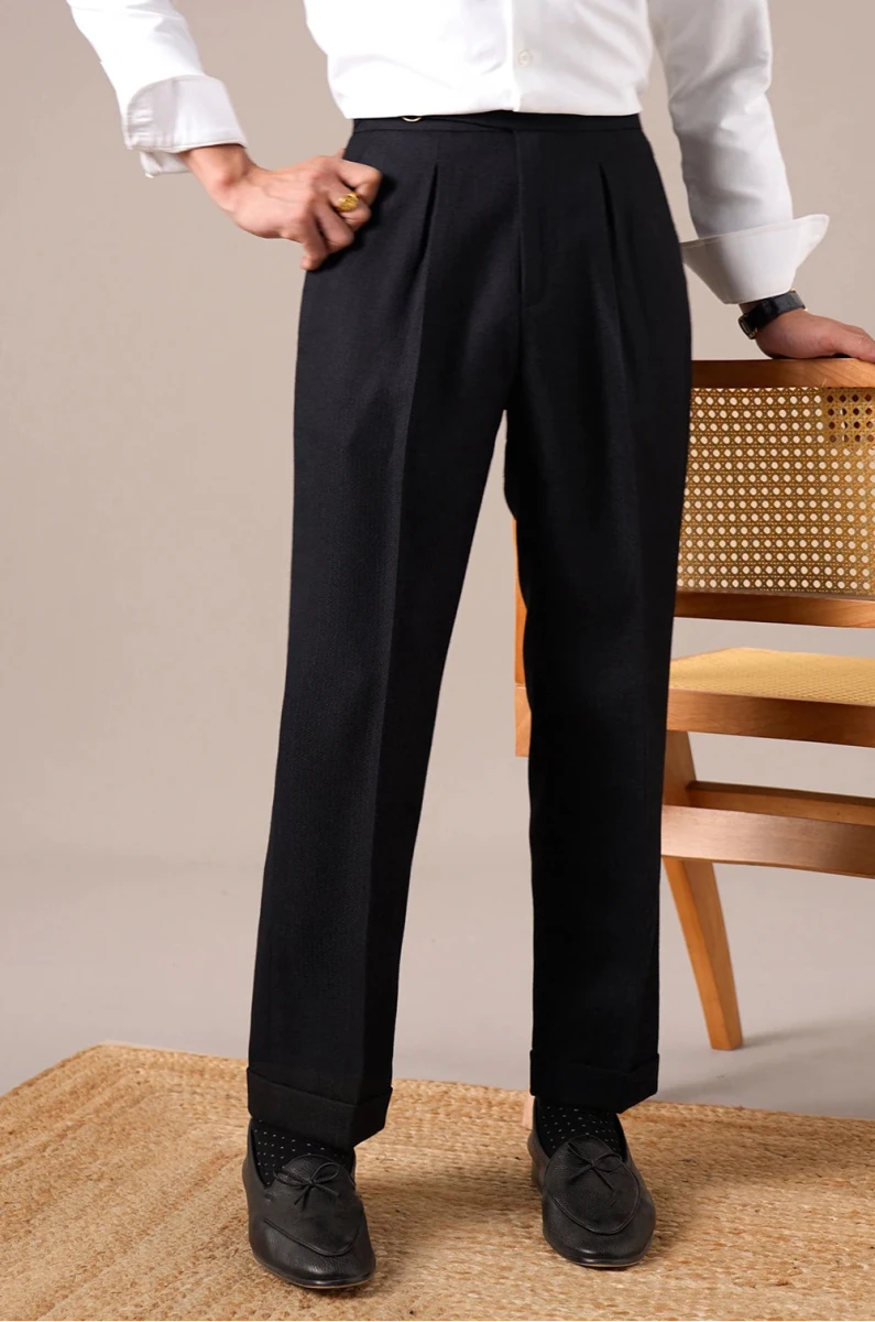 Single-pleat straight high-waist trousers