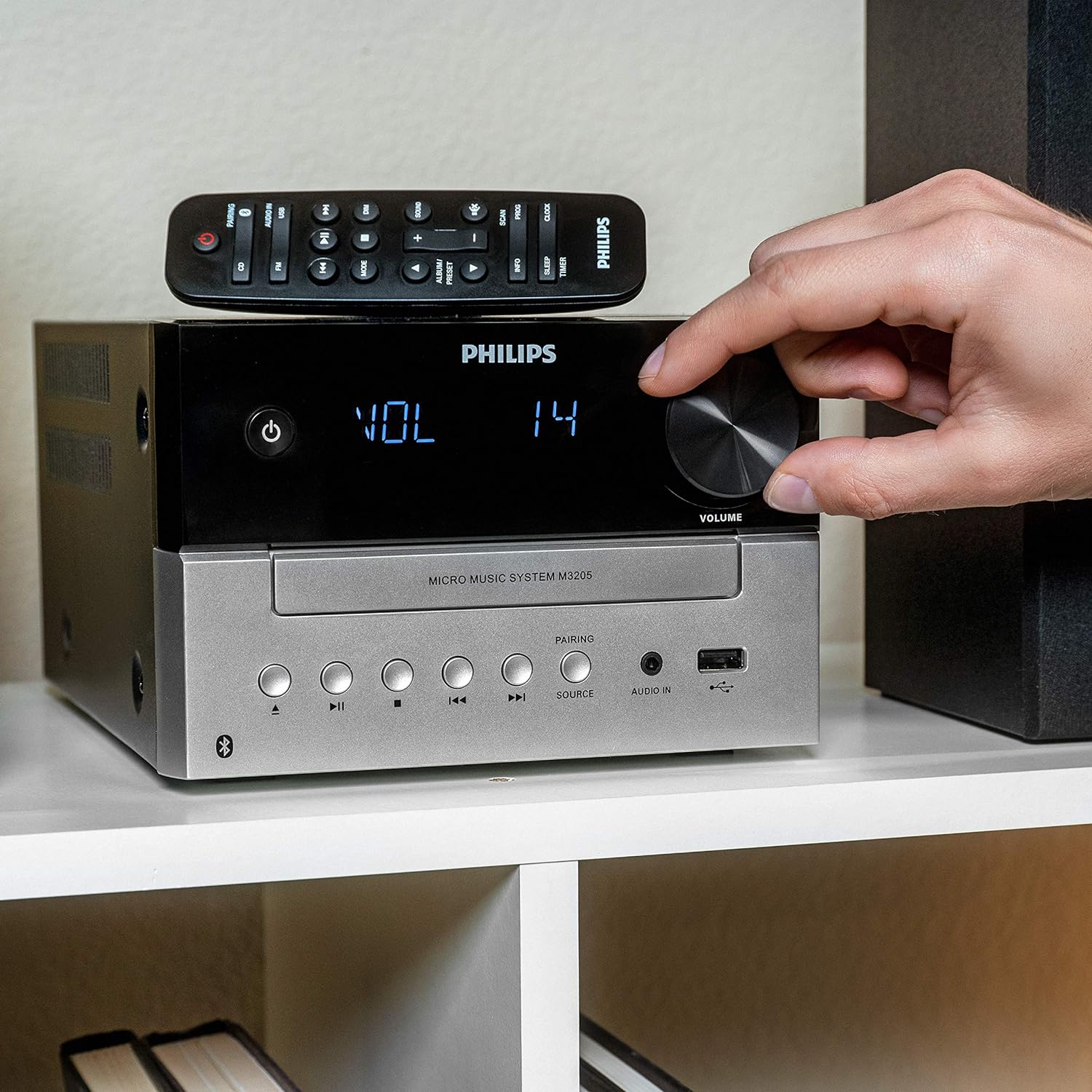 Philips Sistema estéreo doméstico Bluetooth con reproductor de CD, transmisión inalámbrica, MP3, USB, entrada de audio, radio FM, 15 W, sistema de sonido micro musical-----Cable de alimentación