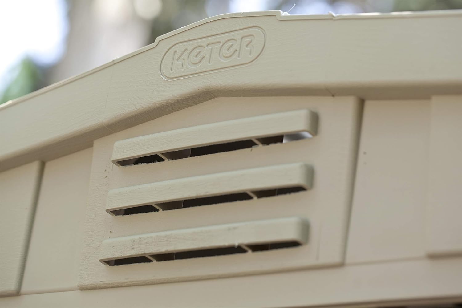 Keter Cobertizo de Almacenamiento para Jardin y Exteriores, Beige, Factor 8x11