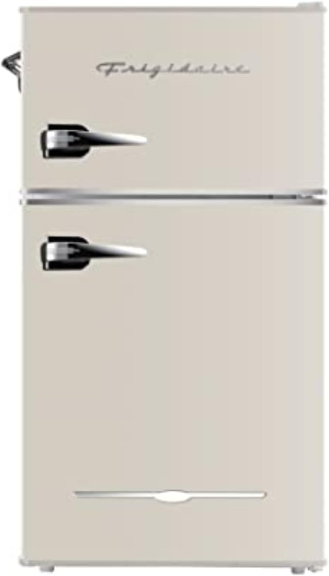 ❄️ Mininevera diseño vintage doble puerta capacidad 72 litros, freezer 21L, iluminación LED, nivel sonoro 39dB y consumo Clase E para espacios pequeños