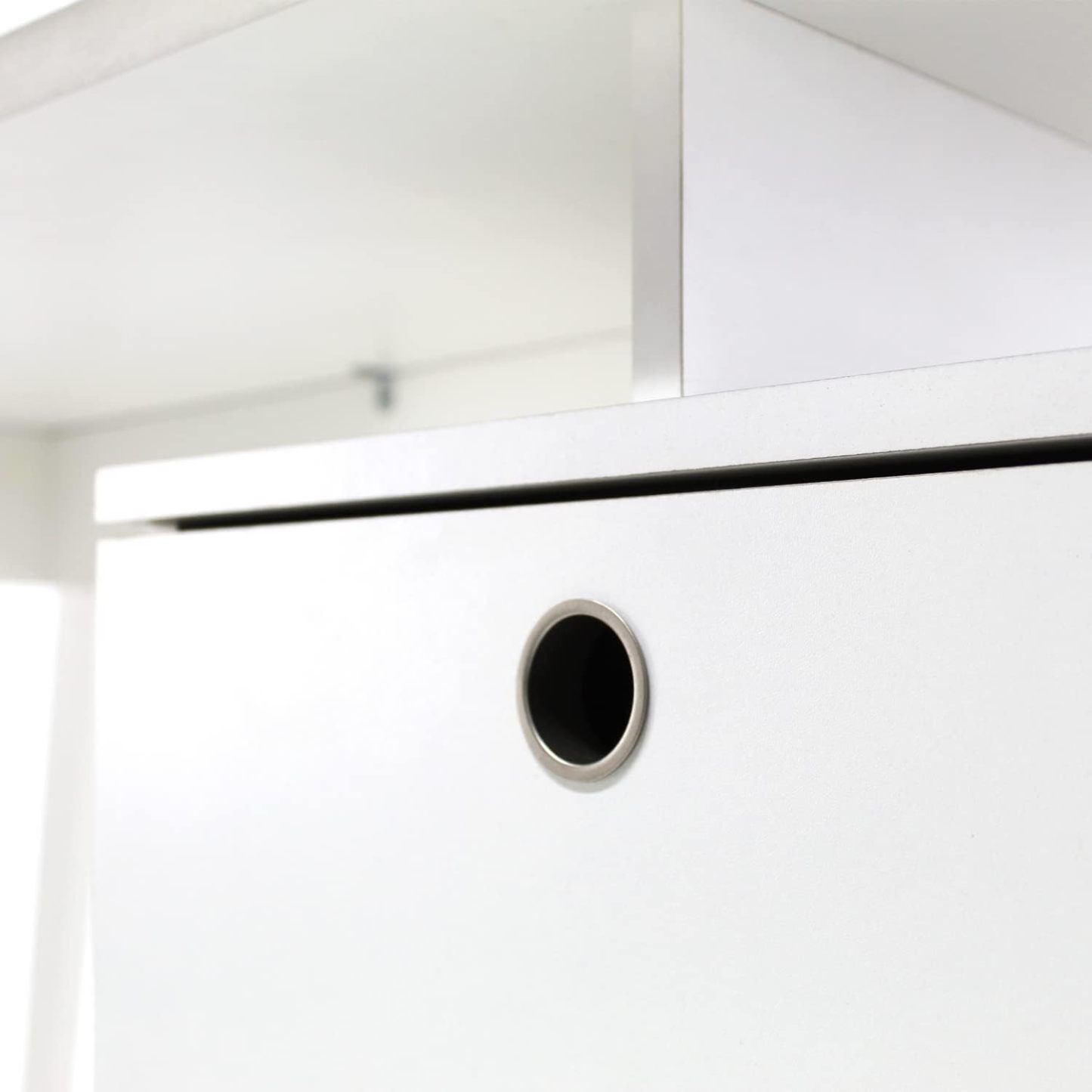 MUNDO IN MUEBLES Escritorio Milano Minimalista | Ideal para Home Office y Estudios | con Cajones y Montaje Sencillo | Estructura Robusta Que Soporta hasta 25 Kg | Gran Espacio de Almacenamiento