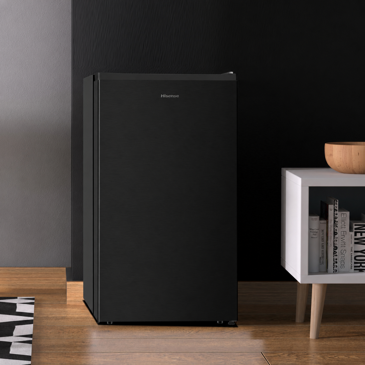 Hisense RR33D6AGX1- Frigobar,3.3 pies cúbicos,Gris | Estantes Para Botellas de 2 Litros, Termostato Ajustable, Congelador Independiente, 48x45x84cm(AnchoxLargoxAlto)
